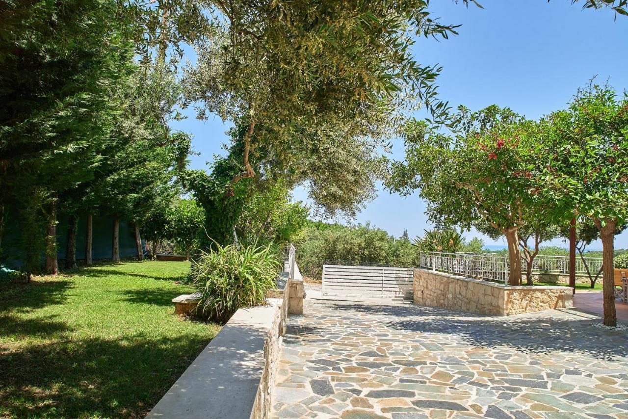 Villa Moma Palio Gerani Dış mekan fotoğraf